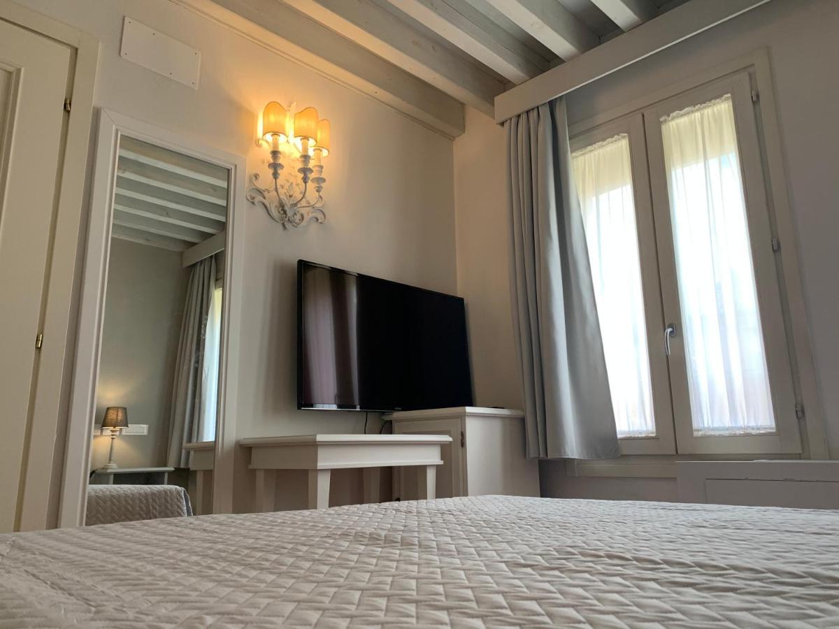 Princess Art Hotel Ferrara Exterior foto